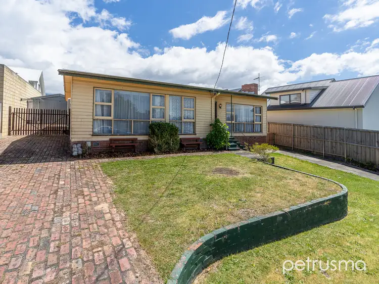 11 Maranoa Road, Kingston TAS 7050