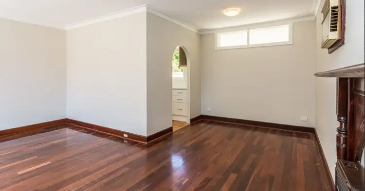 9 Ward Crescent, Kelmscott WA 6111