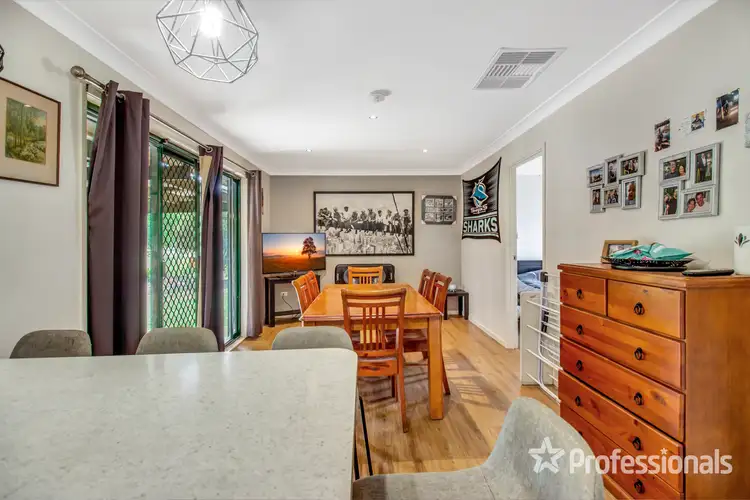 Fifth view of Homely house listing, 8 Juniper Place, Forest Hill NSW 2651