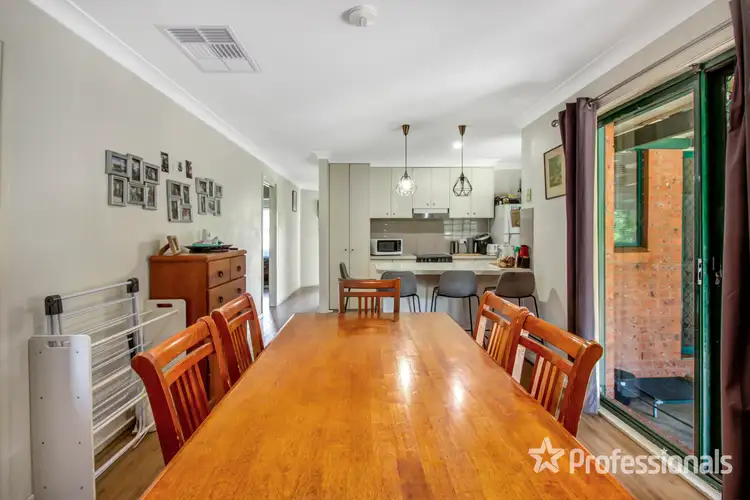 Sixth view of Homely house listing, 8 Juniper Place, Forest Hill NSW 2651