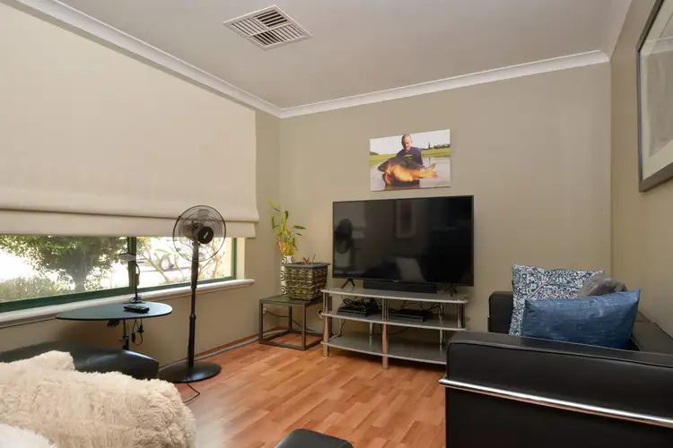 Fourth view of Homely unit listing, 1/52 Gnangara Drive, Waikiki WA 6169