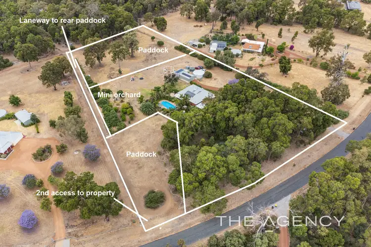 198 Lakeview Drive, Gidgegannup WA 6083