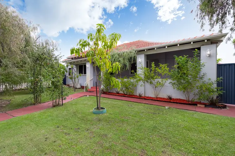 19 Bedford Street, Bentley WA 6102