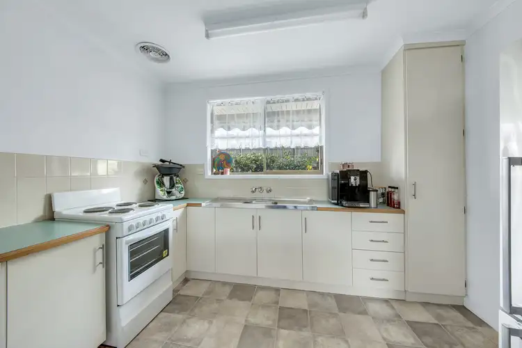 Fifth view of Homely unit listing, 2/17 Central Lane, Gladstone Central QLD 4680
