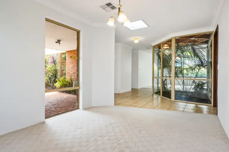 Fifth view of Homely house listing, 7 Vinten Rise, Leeming WA 6149