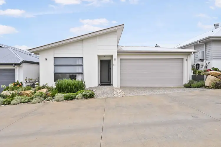 Villa 550/97-161 Hogg Street, Cranley QLD 4350