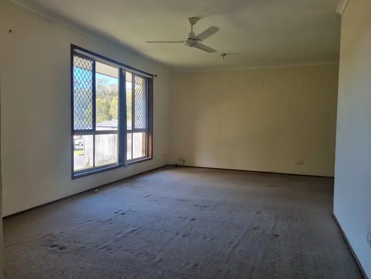 Second view of Homely house listing, 4 Marlene Court, Highland Park QLD 4211