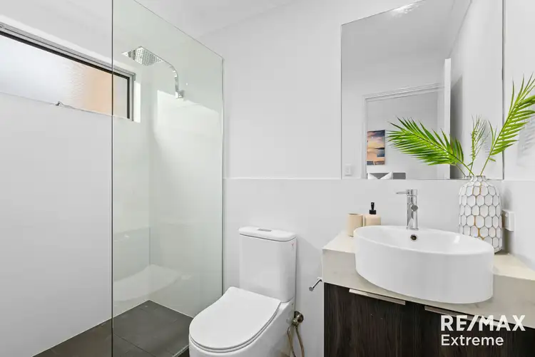 Seventh view of Homely unit listing, 2/3 Oak Street, Cannington WA 6107