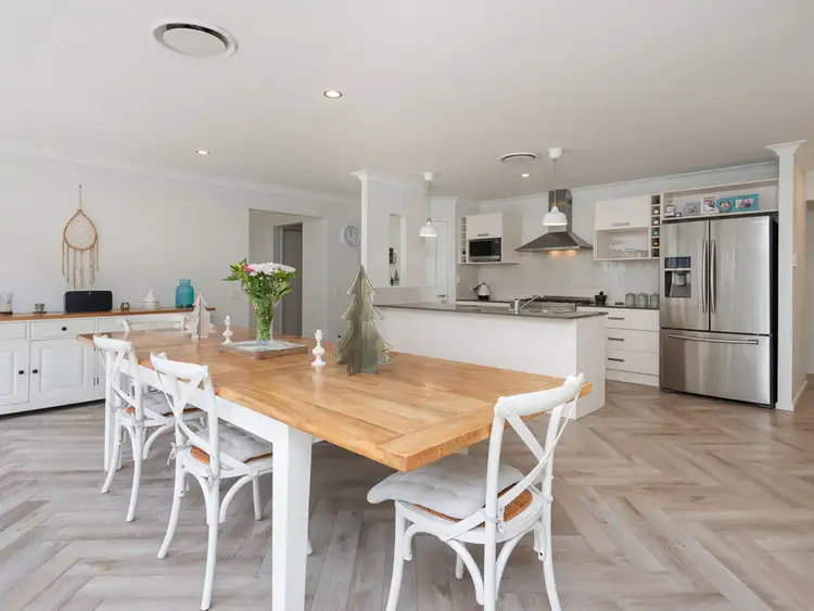 Second view of Homely house listing, 6 Hawkesbury Avenue, Pacific Pines QLD 4211
