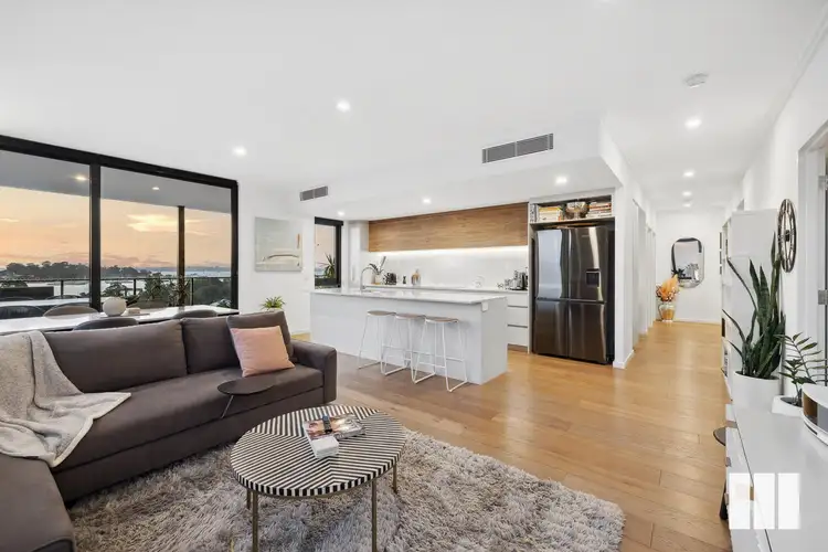401/8 Henley Street, Como WA 6152