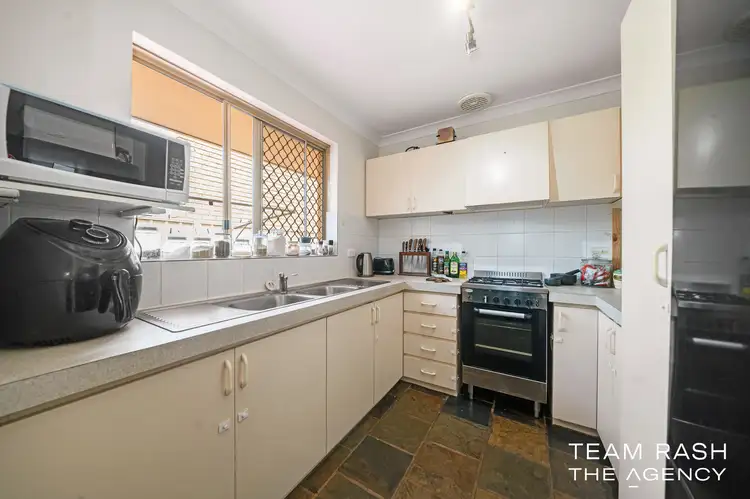 Fourth view of Homely house listing, 4/5 Park Road, Midvale WA 6056