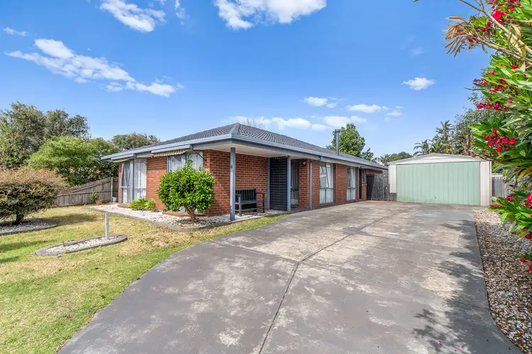 8 Treherne Court, Carrum Downs VIC 3201