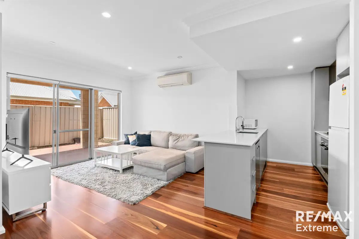 Main view of Homely unit listing, 4/3 Oak Street, Cannington WA 6107
