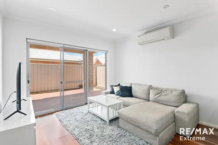 Fifth view of Homely unit listing, 4/3 Oak Street, Cannington WA 6107