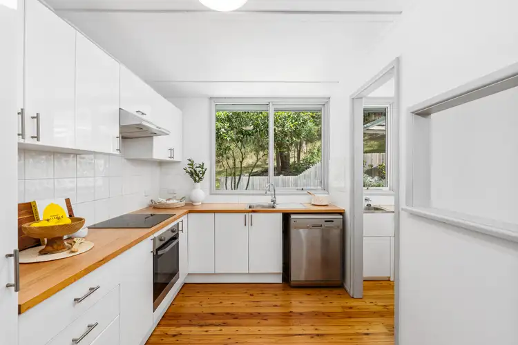 Third view of Homely house listing, 7 Calantha Drive, Wyoming NSW 2250