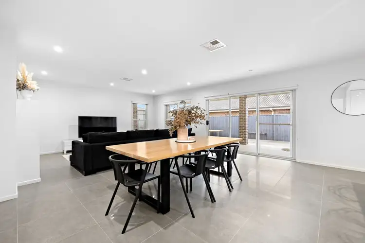 Sixth view of Homely house listing, 21 Collingwood Drive, Trafalgar VIC 3824