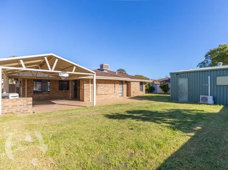 3 Hampton Court, Thornlie WA 6108