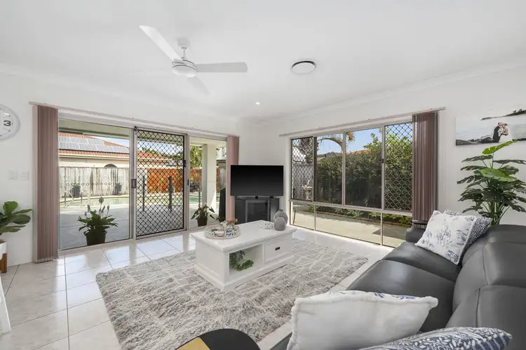 Sixth view of Homely house listing, 4 Seychelles Court, Burleigh Waters QLD 4220