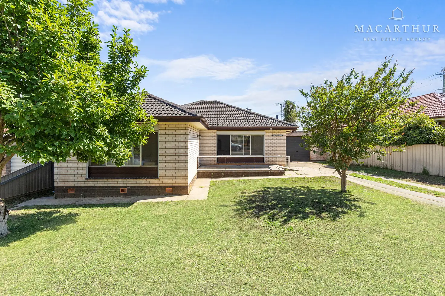 Main view of Homely house listing, 33 Leavenworth Drive, Mount Austin NSW 2650