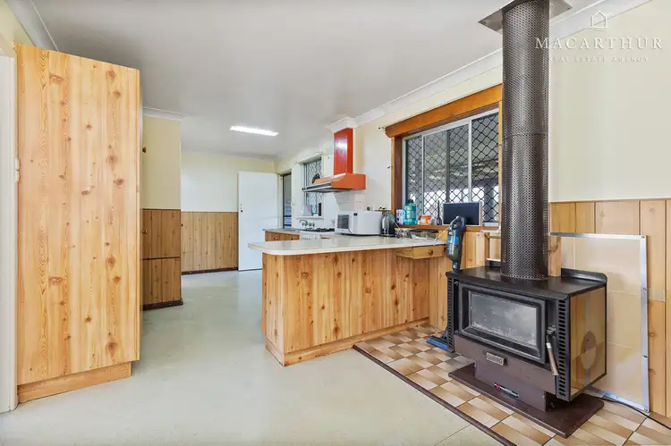 Third view of Homely house listing, 33 Leavenworth Drive, Mount Austin NSW 2650