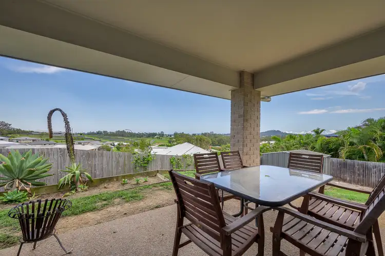 104 Emmadale Drive, New Auckland QLD 4680