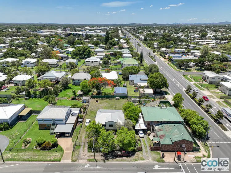 98 Main Street, Park Avenue QLD 4701