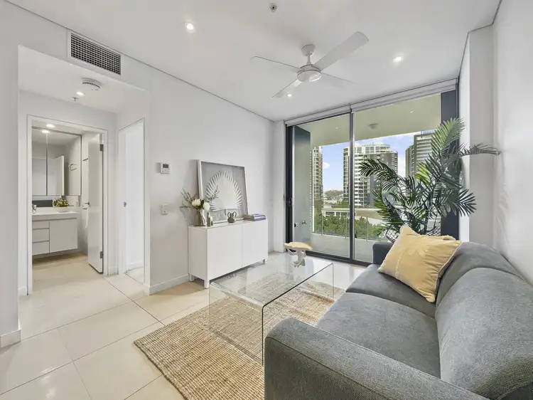 Type H/15 Finnegan Street, Hamilton QLD 4007