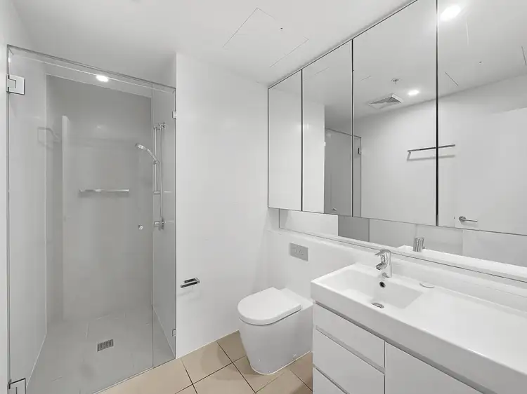 Sixth view of Homely apartment listing, 1045/33 Remora Road, Hamilton QLD 4007