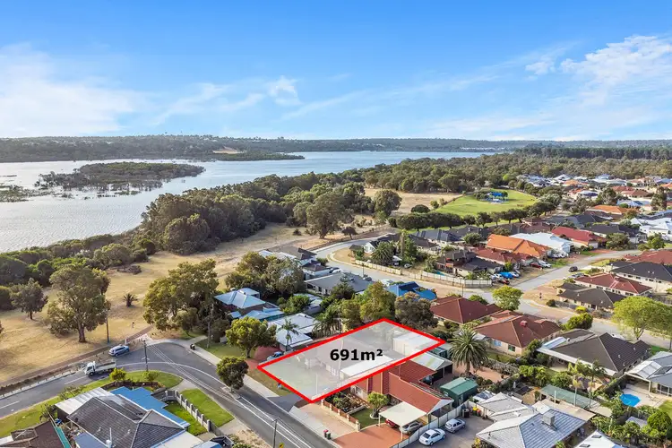 32 Wallawa Street, Wanneroo WA 6065