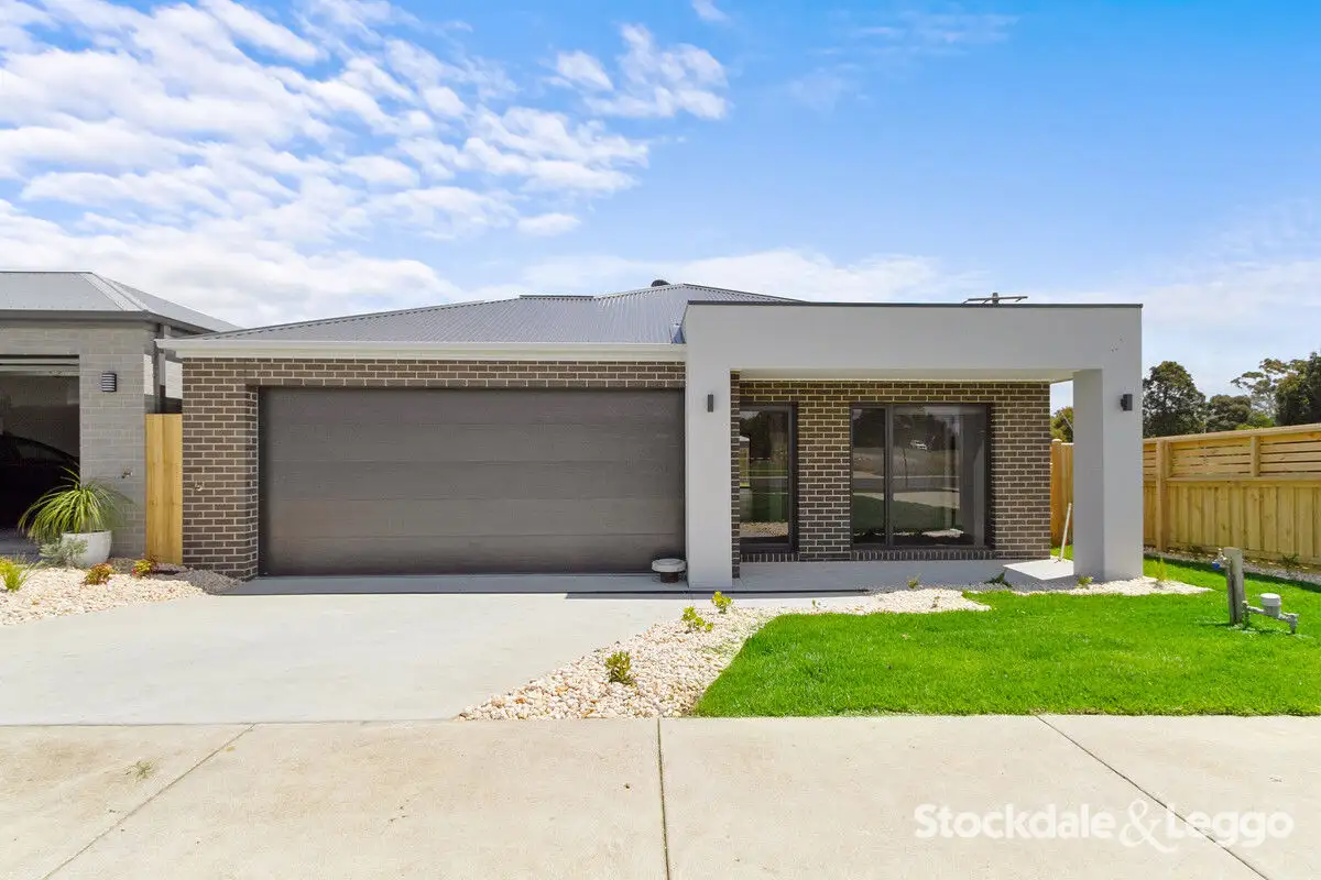 Main view of Homely townhouse listing, 1/53 McNulty Drive, Traralgon VIC 3844