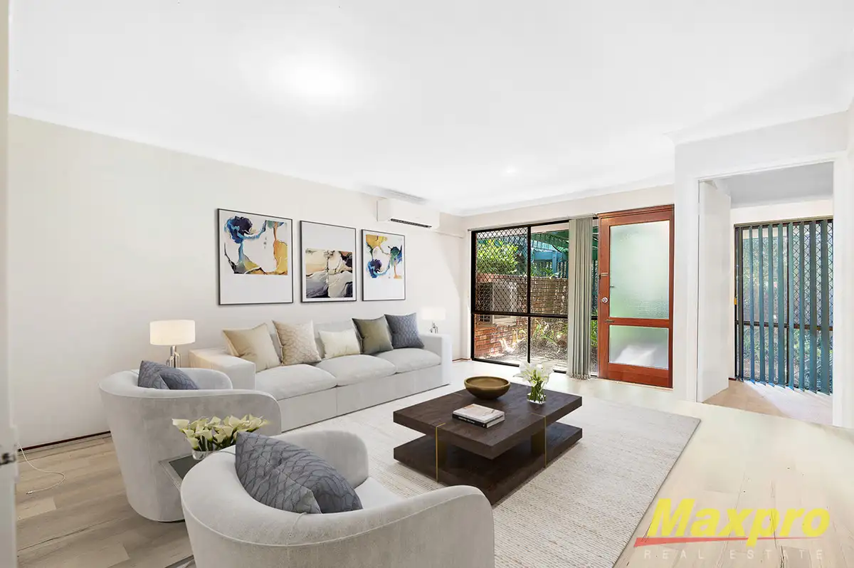 Main view of Homely unit listing, 2/20 Ravenslea Drive, Parkwood WA 6147