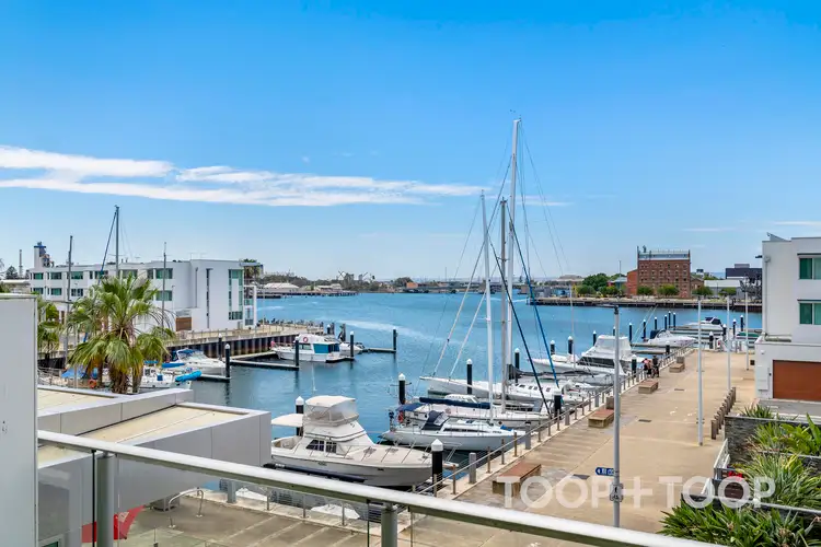 202/1-2 Tarni Court, New Port SA 5015