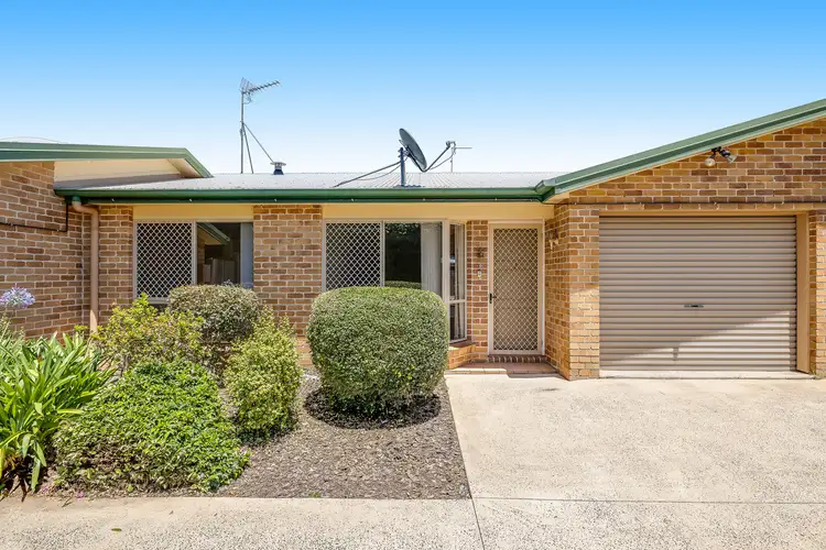 2/2 Burns Street, East Toowoomba QLD 4350