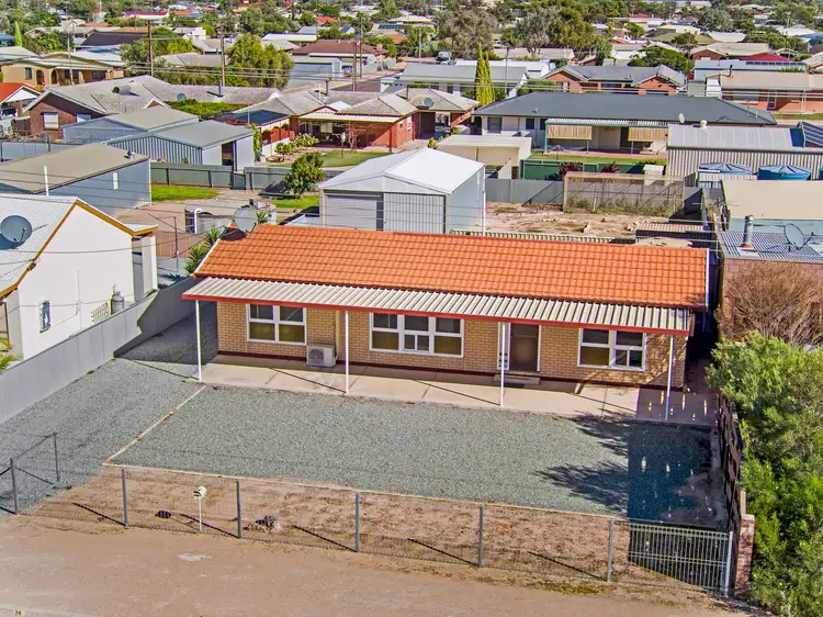 24 Collins Street, Ceduna SA 5690