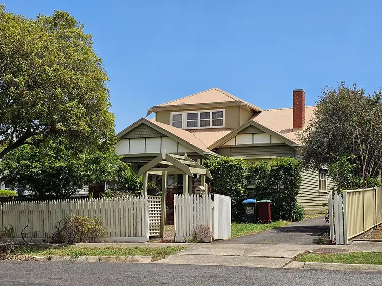 7 Thompson Street, Hamilton VIC 3300