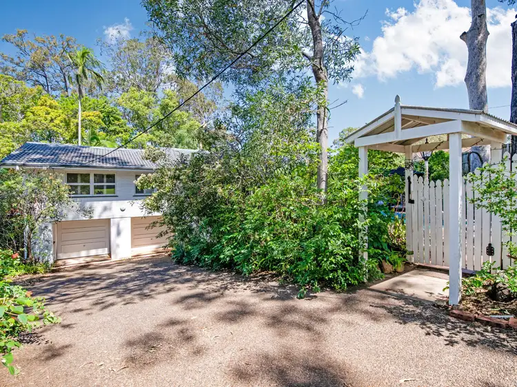 15 Norman Street, Fig Tree Pocket QLD 4069
