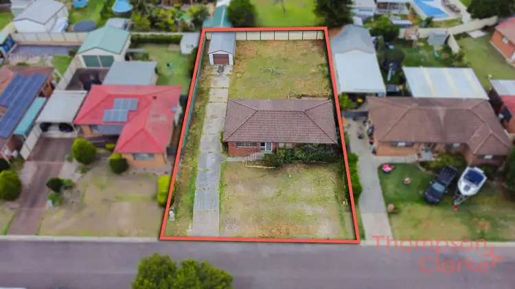 8 Tamar Close, Metford NSW 2323