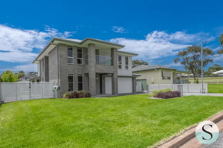 108 Macquarie Grove, Caves Beach NSW 2281