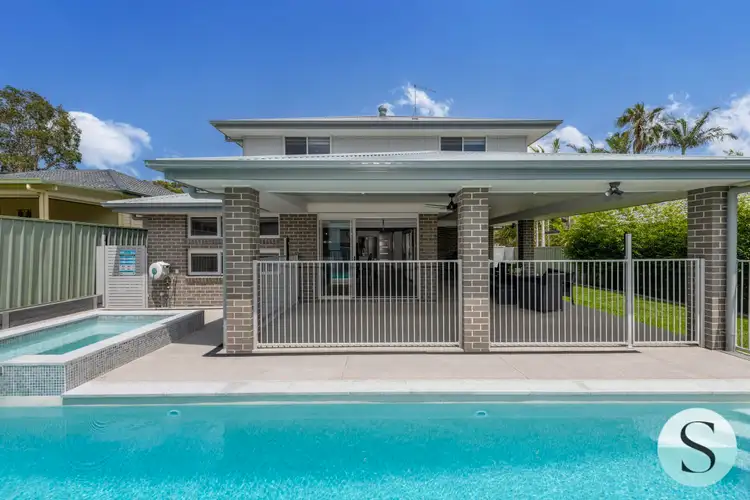 108 Macquarie Grove, Caves Beach NSW 2281