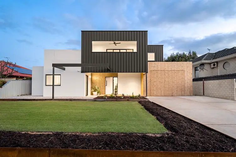 26 St Georges Close, Bluff Point WA 6530