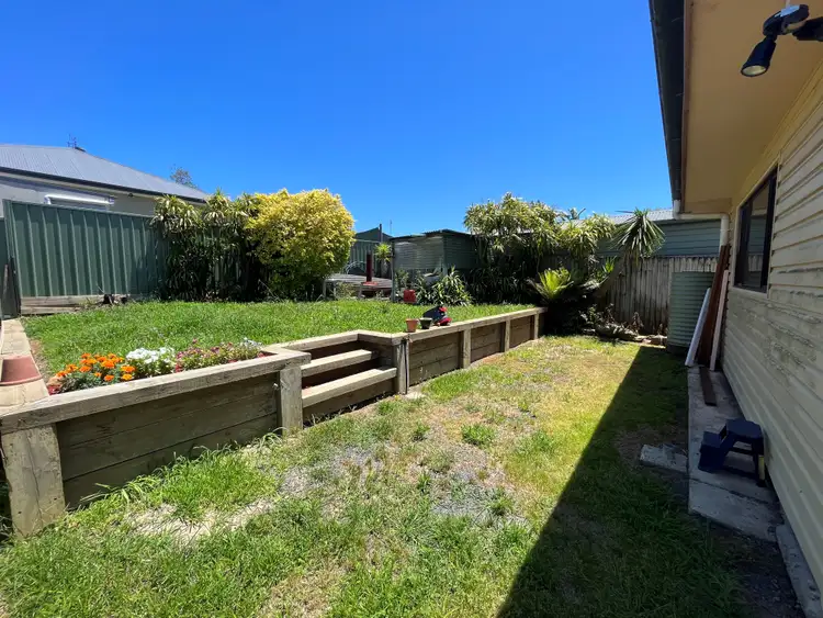 Fifth view of Homely house listing, 10 Cary Crescent, Springfield NSW 2250