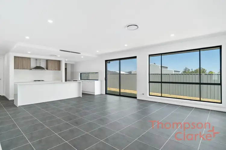 Sixth view of Homely house listing, 2 Pasture Place, Lochinvar NSW 2321