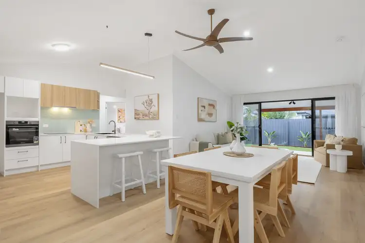8 Freesia Court, Ormeau QLD 4208
