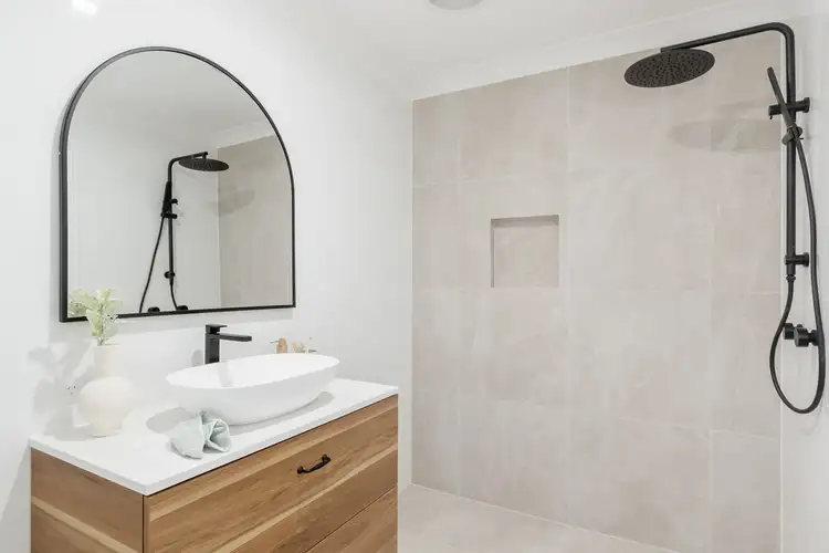 Sixth view of Homely house listing, 8 Freesia Court, Ormeau QLD 4208