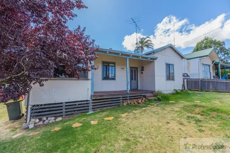 23 Somerville Street, Manjimup WA 6258