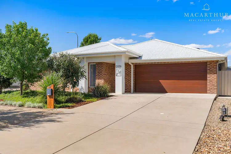 Main view of Homely house listing, 8 Morris Crescent, Gobbagombalin NSW 2650