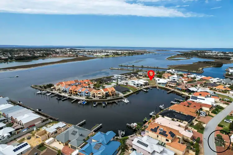 30 Rialto Place, Halls Head WA 6210