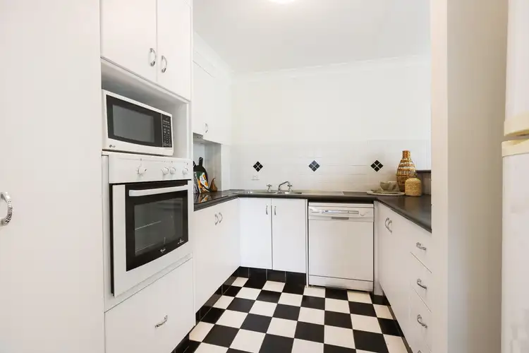 Sixth view of Homely apartment listing, 11/16 Stanhill Drive, Chevron Island QLD 4217