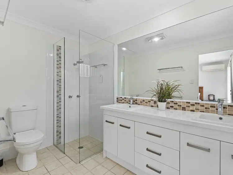 Sixth view of Homely house listing, 12 Sugargum Court, Molendinar QLD 4214