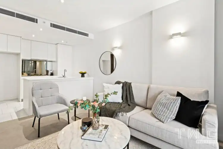 Third view of Homely apartment listing, 207/108 Flinders Street, Melbourne VIC 3000